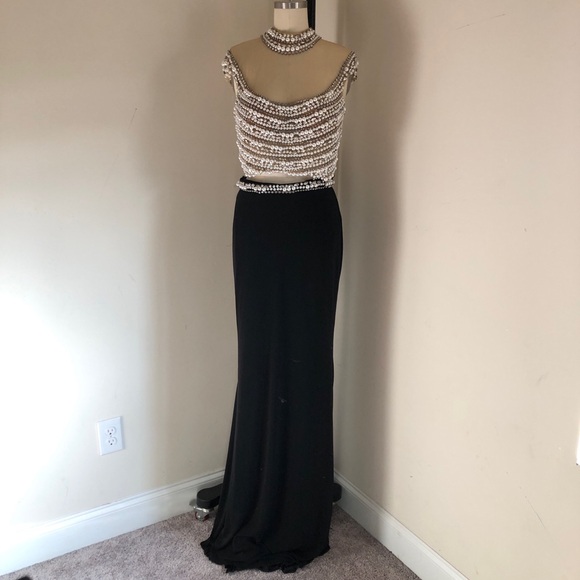 Beaded and Pearl Prom 2piece Dress - Picture 8 of 11